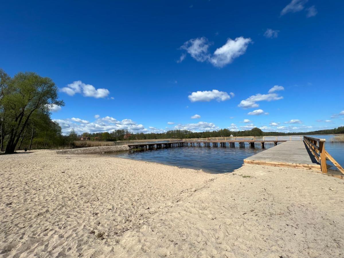 Domek Nad Jeziorem Piasutno Mazury エクステリア 写真